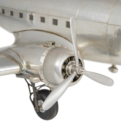 Classic 1935 DC-3 Airplane Model