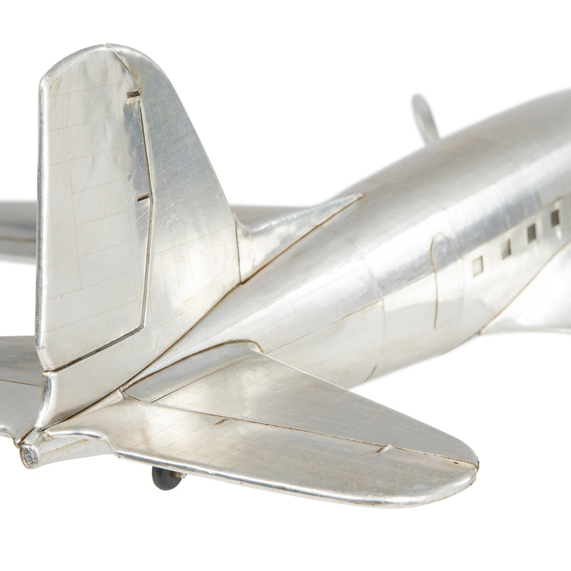 Classic 1935 DC-3 Airplane Model