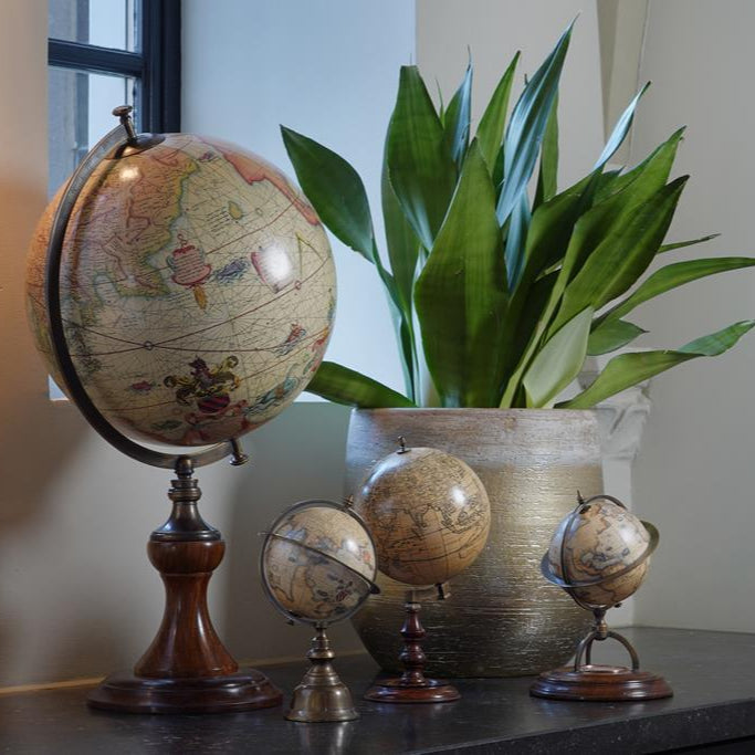 Mercator Globe with Compass