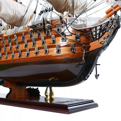 HMS Victory LIMITED EDITION Model Ship