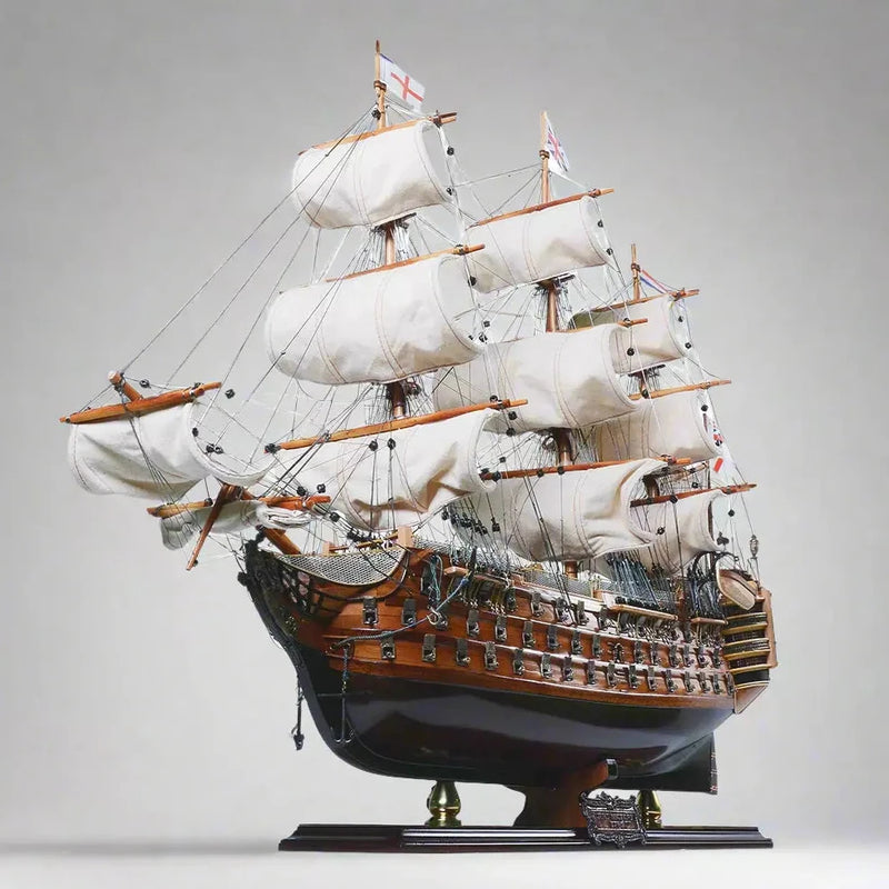 HMS Victory LIMITED EDITION Model Ship