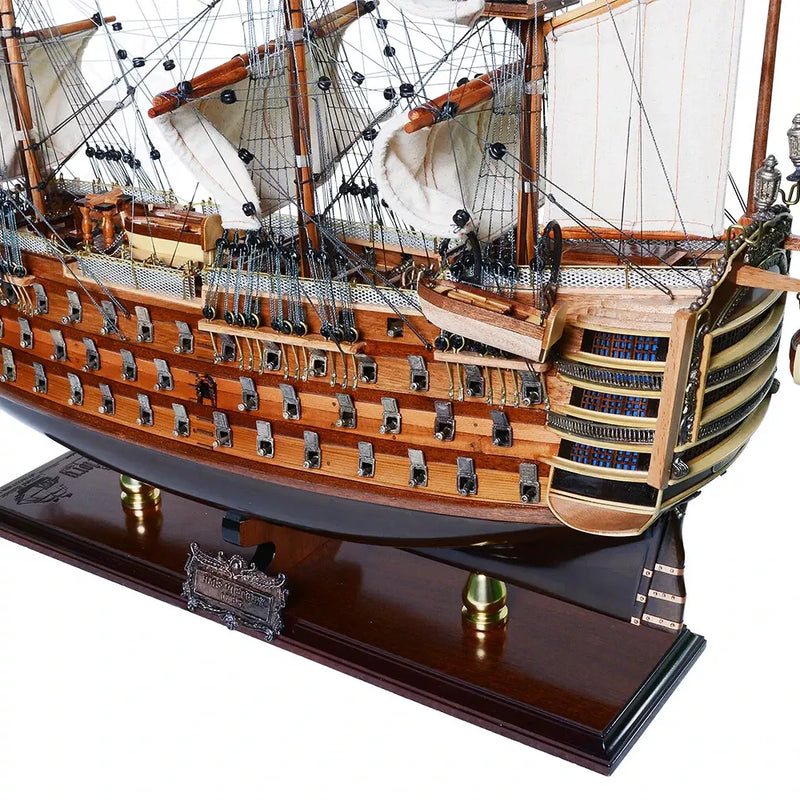 HMS Victory LIMITED EDITION Model Ship