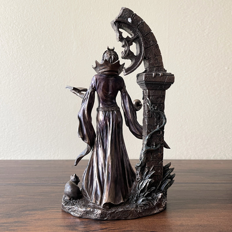 The Wiccan Queen Of Witches Aradia Statute Back