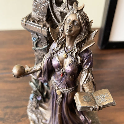 The Wiccan Queen Of Witches Aradia Statute