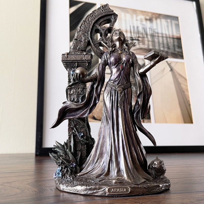 The Wiccan Queen Of Witches Aradia Statute Full Height