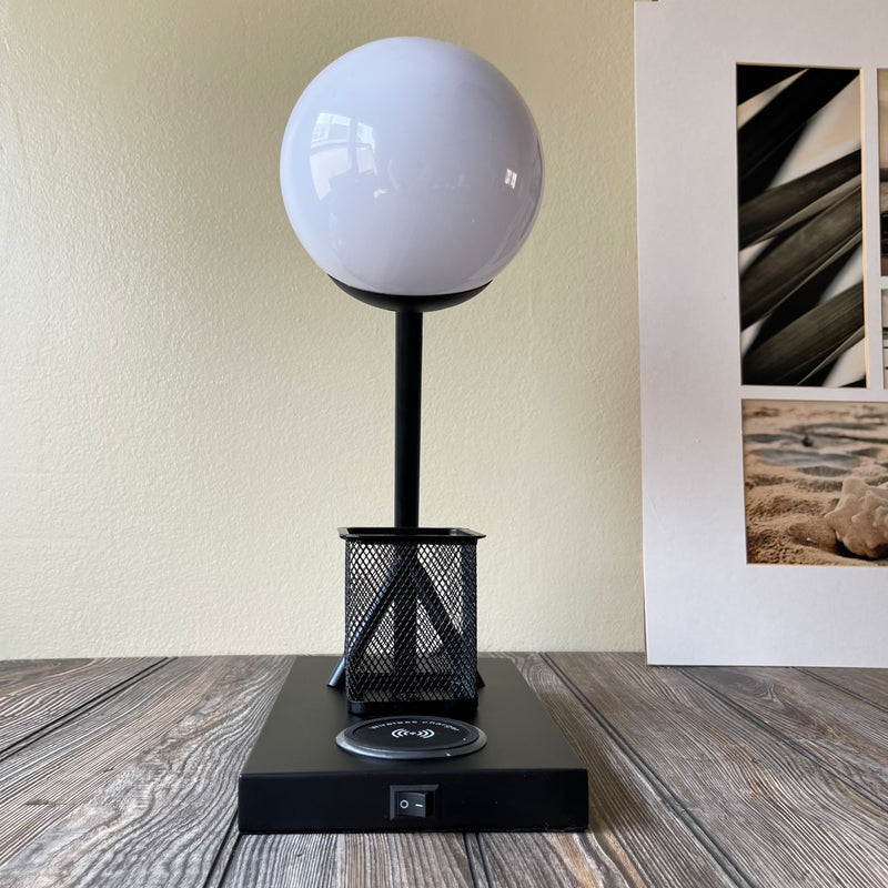 Desk Lamp With Pen Holder And Wireless Charger