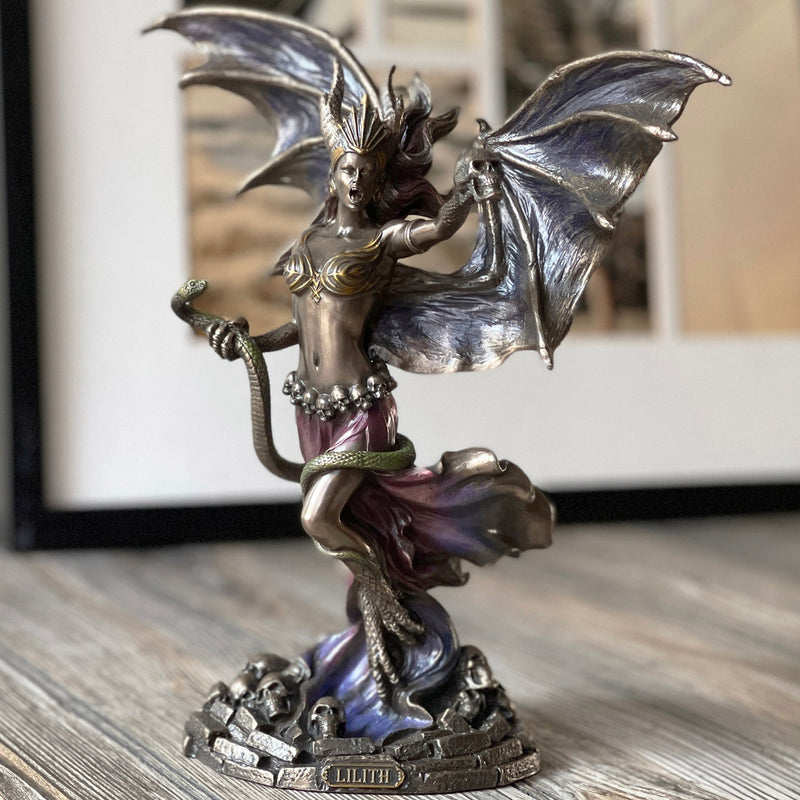 Lilith Queen Of The Night Goddess Statue